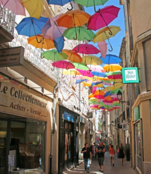 Le Petit Nid Des Arenes Apartment Beziers Exterior photo
